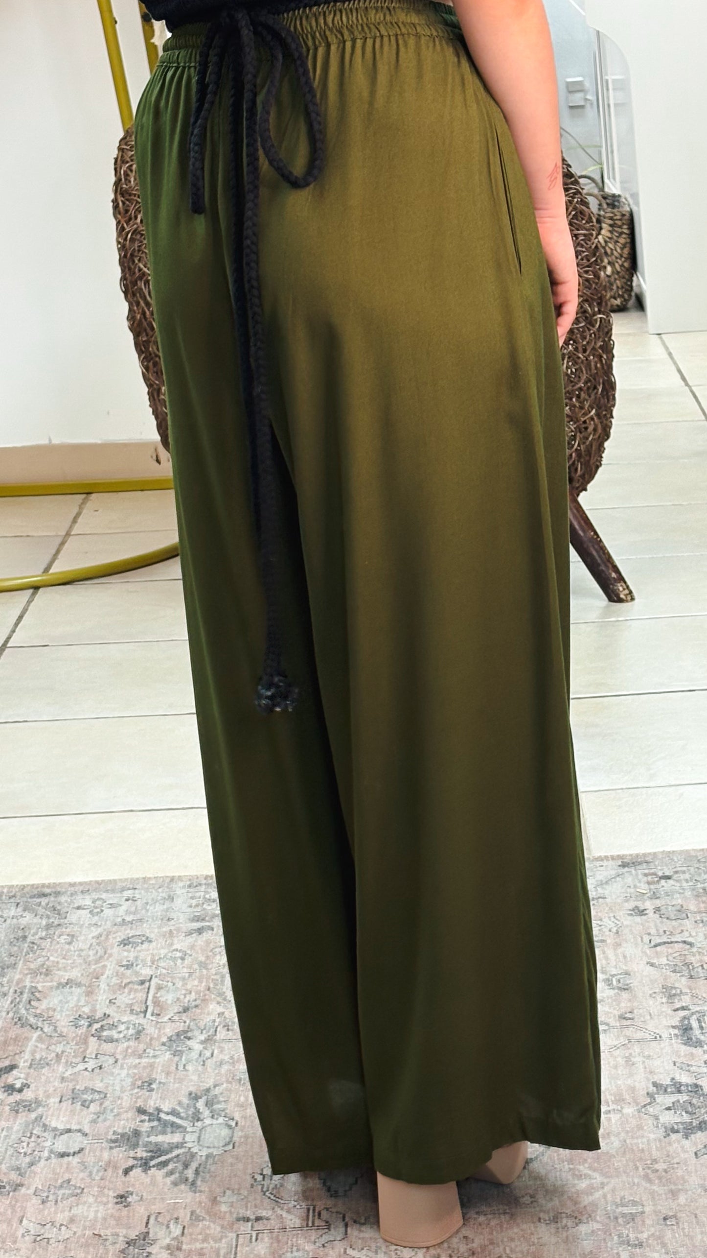 Tali Pant-Olive