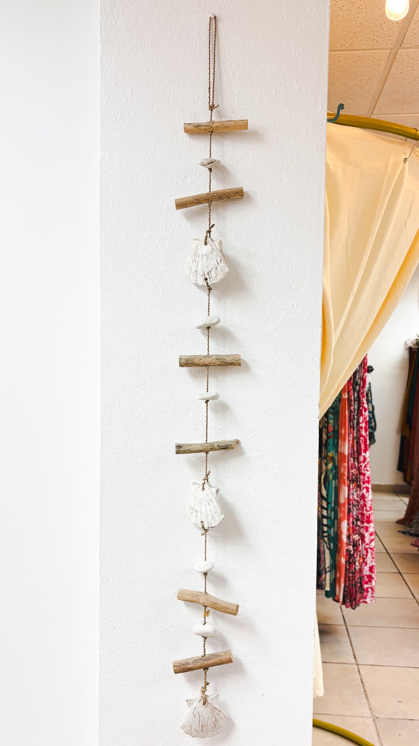 Drift & Shell Hanging
