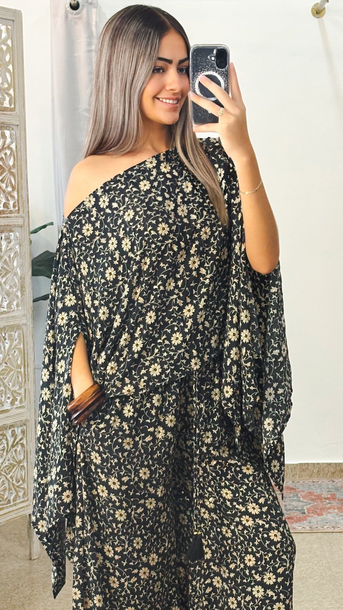 Poncho Top-Black