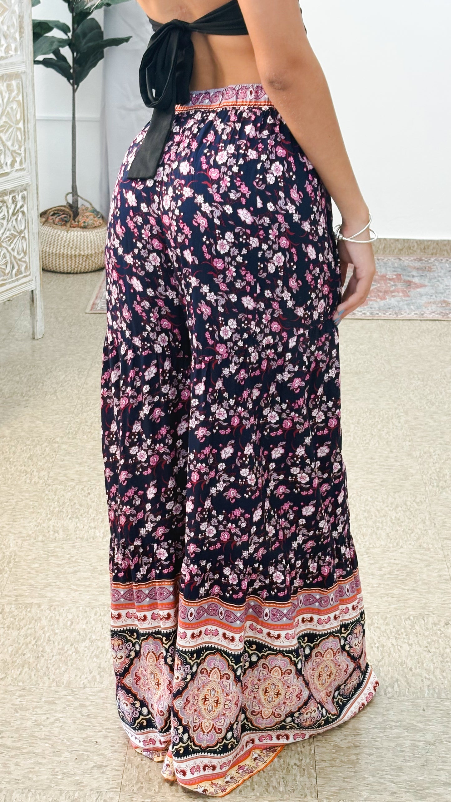 Elysia Pant