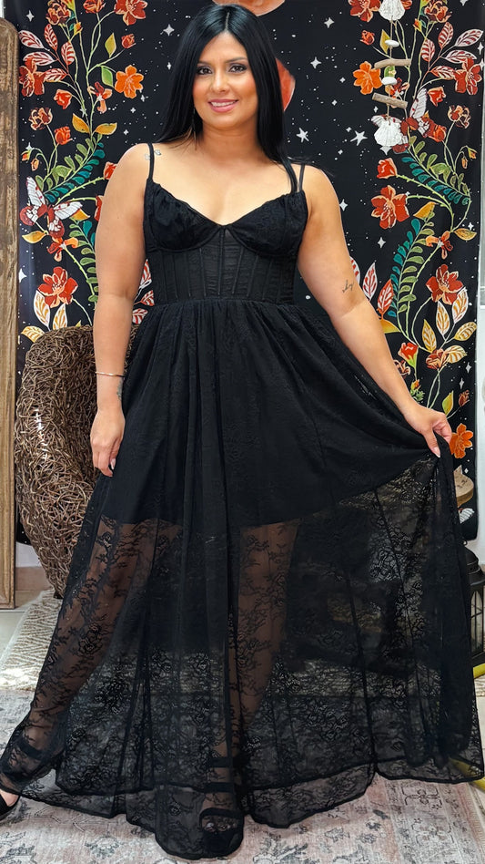 Avaleine Maxi Dress-Black