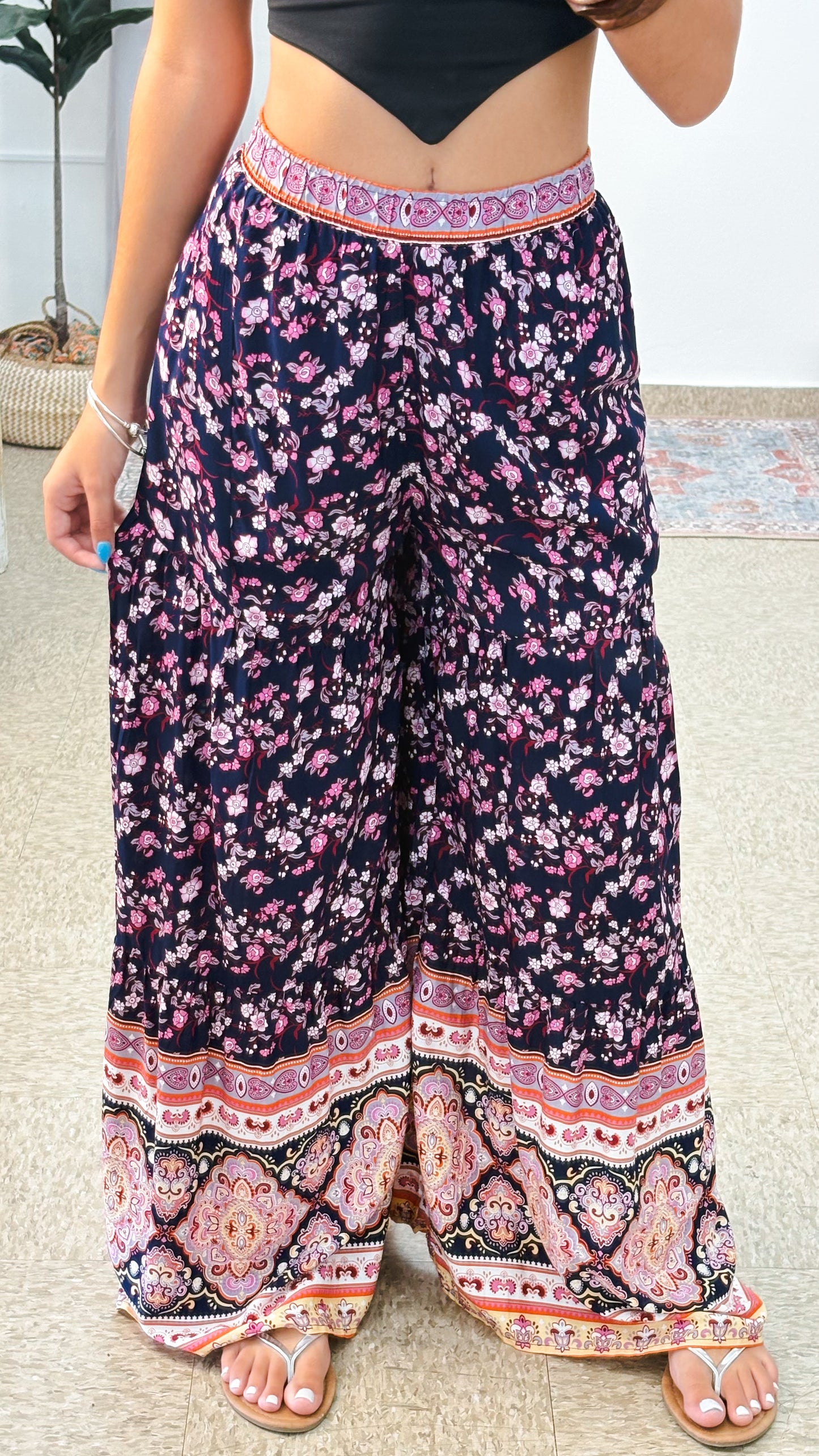 Elysia Pant