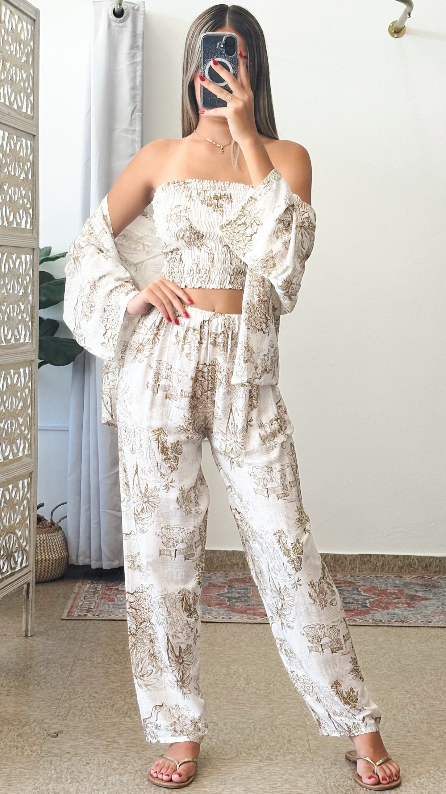 Aroah Top & Pant Set