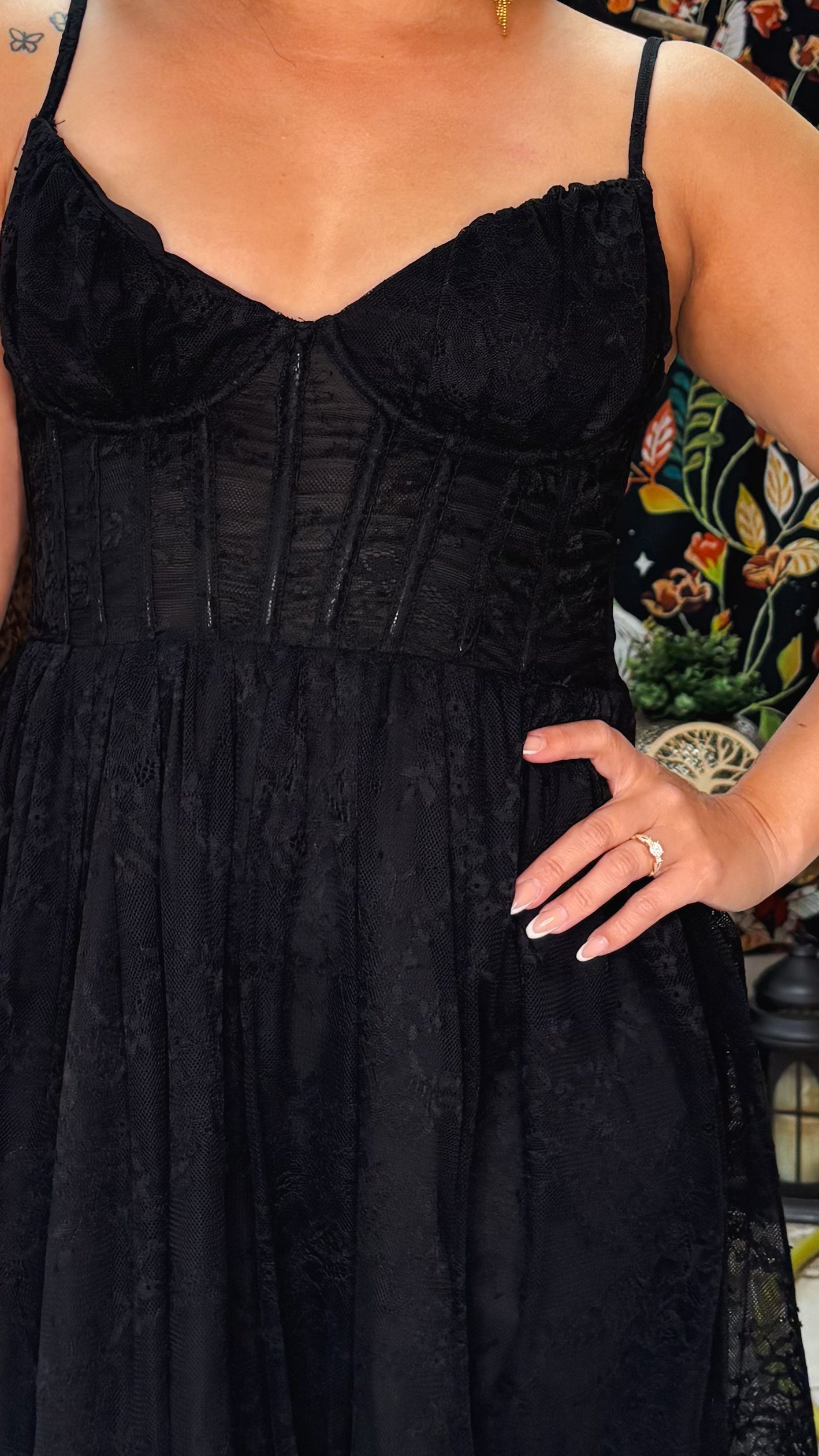 Avaleine Maxi Dress-Black