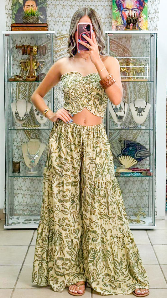 Sasha Pant